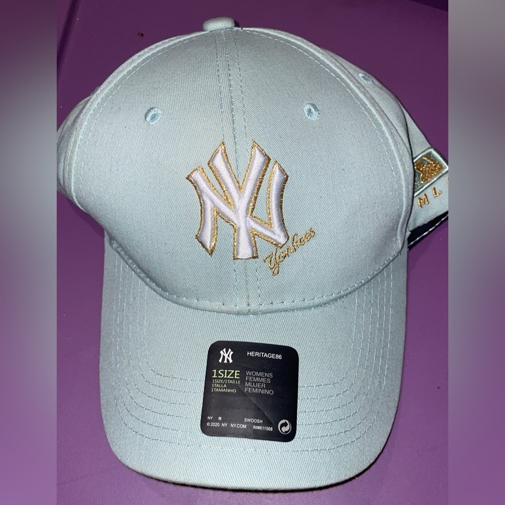 Women’s New York Yankees hat